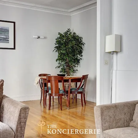 Prestige Parisien Proche De Larc De Triomphe Paryż